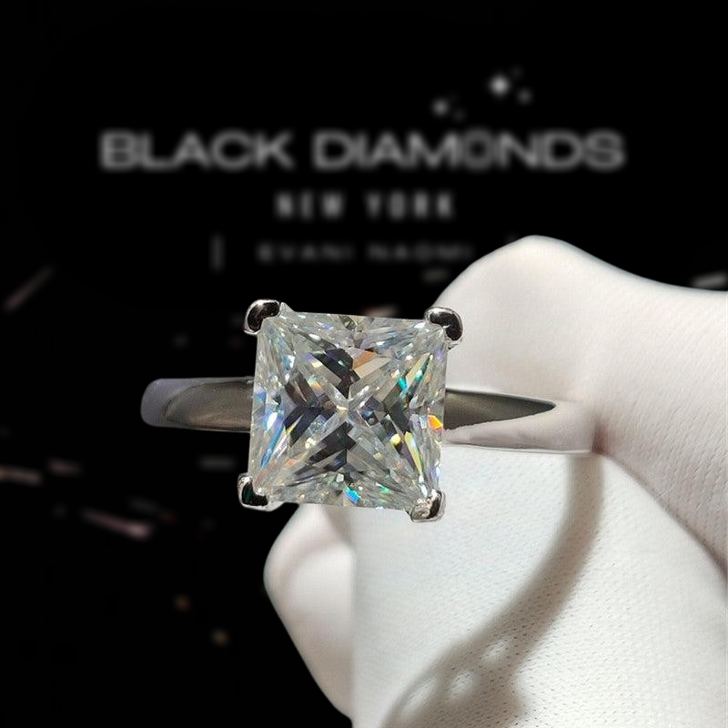 Princess Cut Ct Sparkling Diamond Classic Claw Engagement