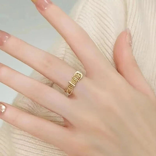 18k Yellow Gold Adjustable Retro Lace Design Ring-Black Diamonds New York