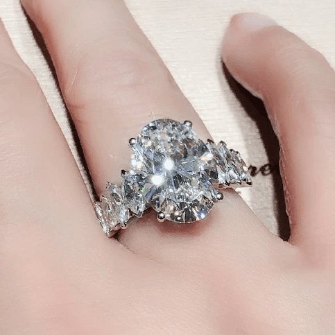 5ct Luxury Oval Cut Moissanite Diamond Engagement Ring-Black Diamonds New York