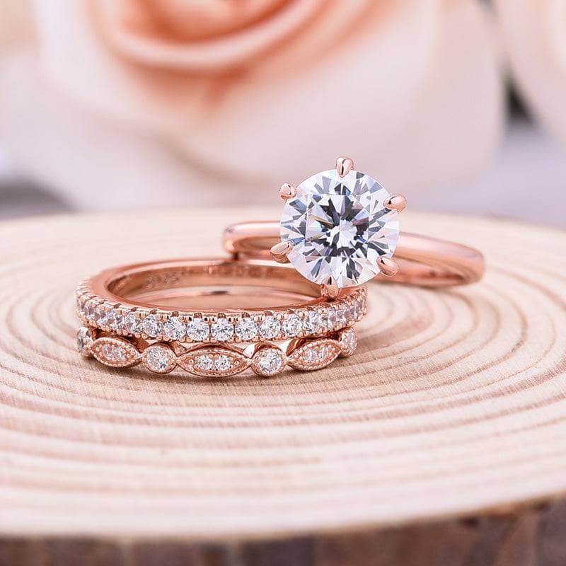 Exquisite Round Cut White Sapphire 3pcs Wedding Ring Set