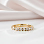 18k Yellow Gold Round Cut Diamond Wedding Band-Black Diamonds New York