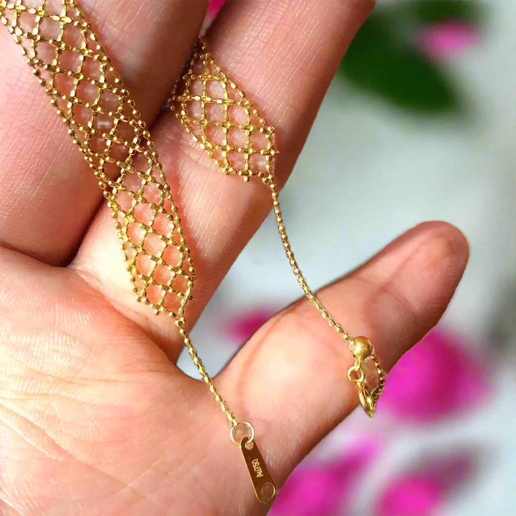 18K Yellow Gold Vintage Lace Bracelet-Black Diamonds New York