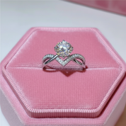 1.0 Ct Round Cut Diamond VVS Four Claws Engagement Ring-Black Diamonds New York