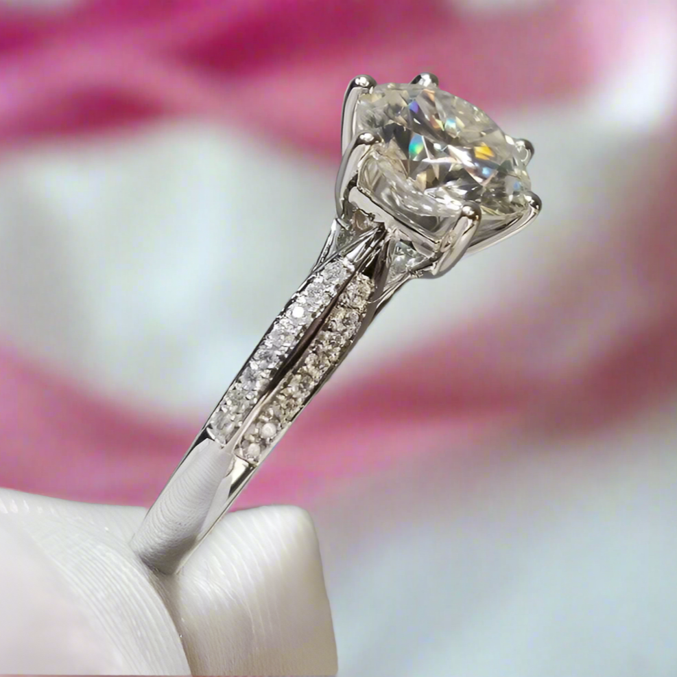 2 Carat Round Cut Diamond Star Queen Engagement Ring-Black Diamonds New York