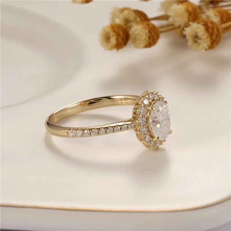 Vintage 18K Yellow Gold 1.0 Ct Oval Cut Diamond Engagement Ring-Black Diamonds New York
