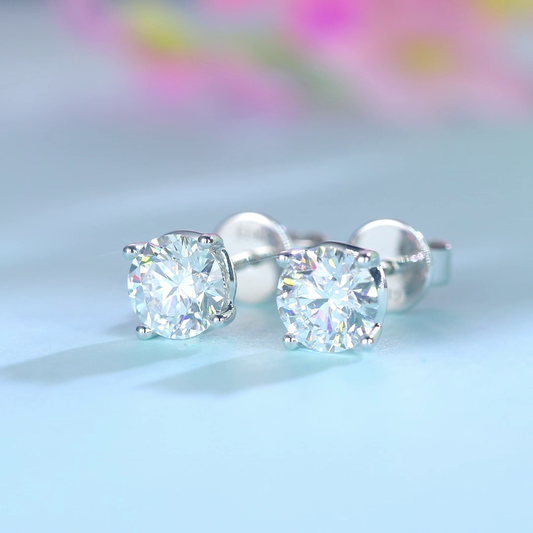 14k White Gold 1.0 Ct Round Lab Grown Diamond Stud Earrings