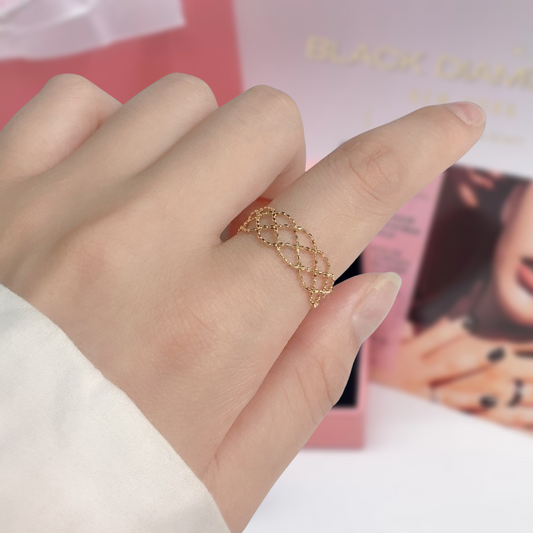 18k Yellow Gold Adjustable Retro Lace Ring