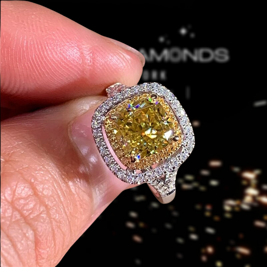 18K White Gold 1.0 Ct Yellow Cushion Cut Moissanite Diamond Engagement Ring