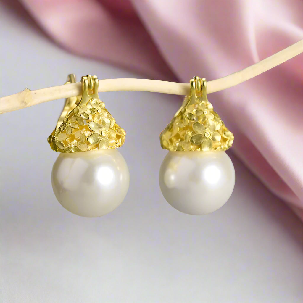 Mother of Pearl Forget-Me-Not Flower Drop Earrings-Black Diamonds New York