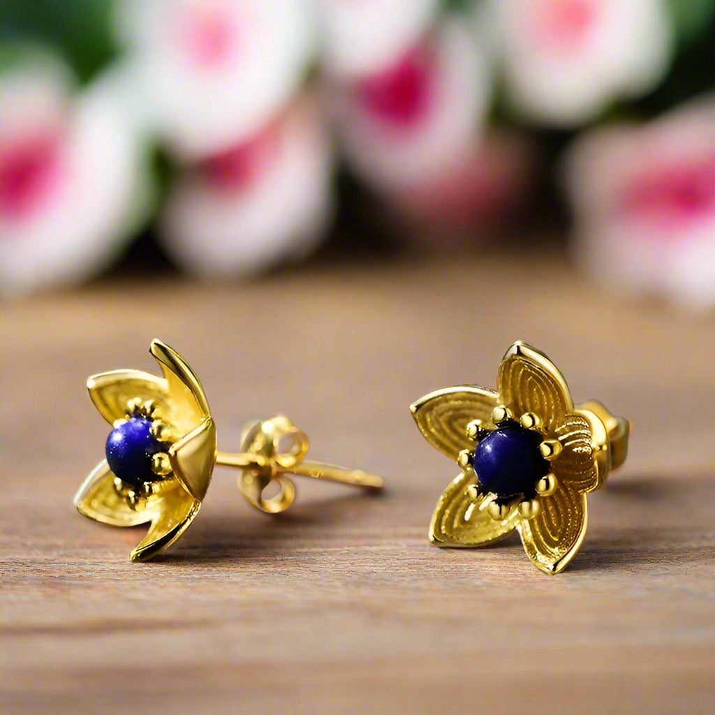 Fresh Flower Stud Earrings-Black Diamonds New York