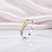 Minimalist Leaves Ring-Black Diamonds New York