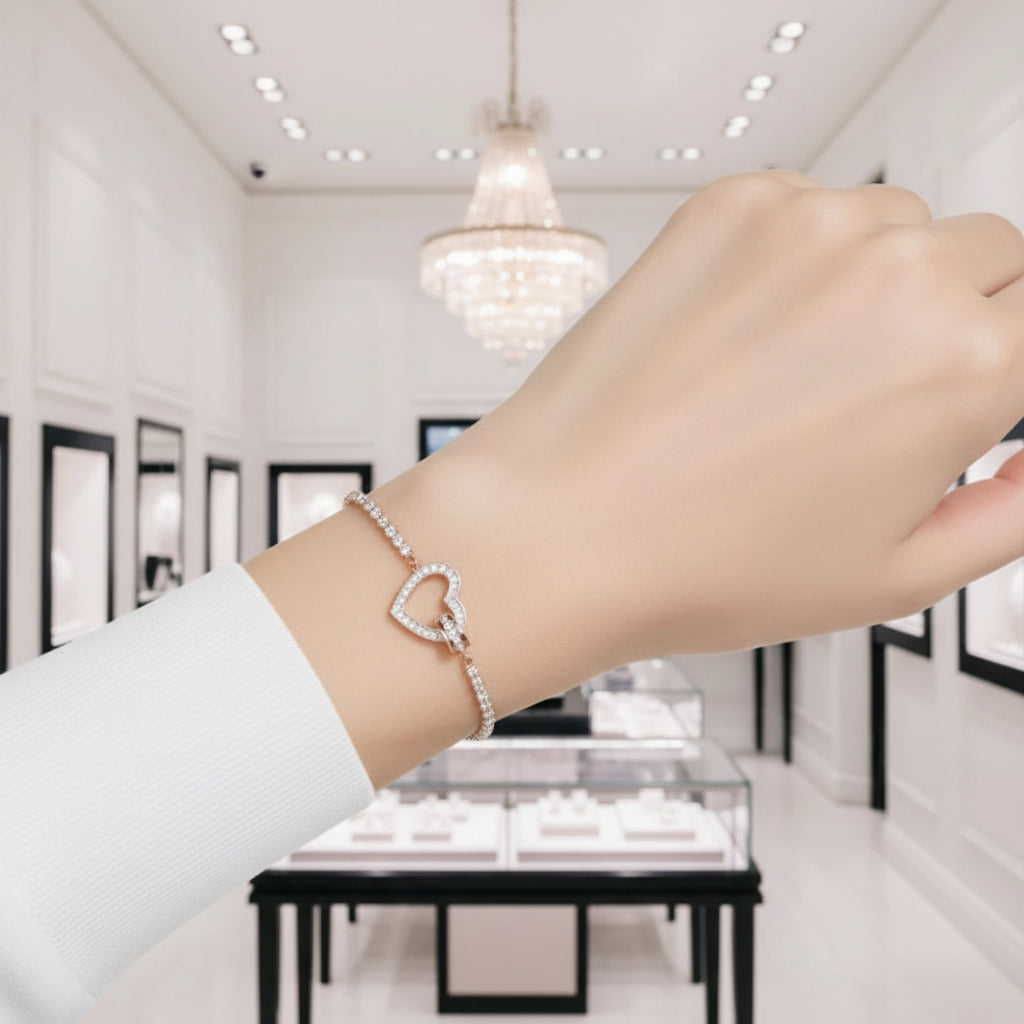 Classic and Romantic Bracelet with Diamond-Black Diamonds New York