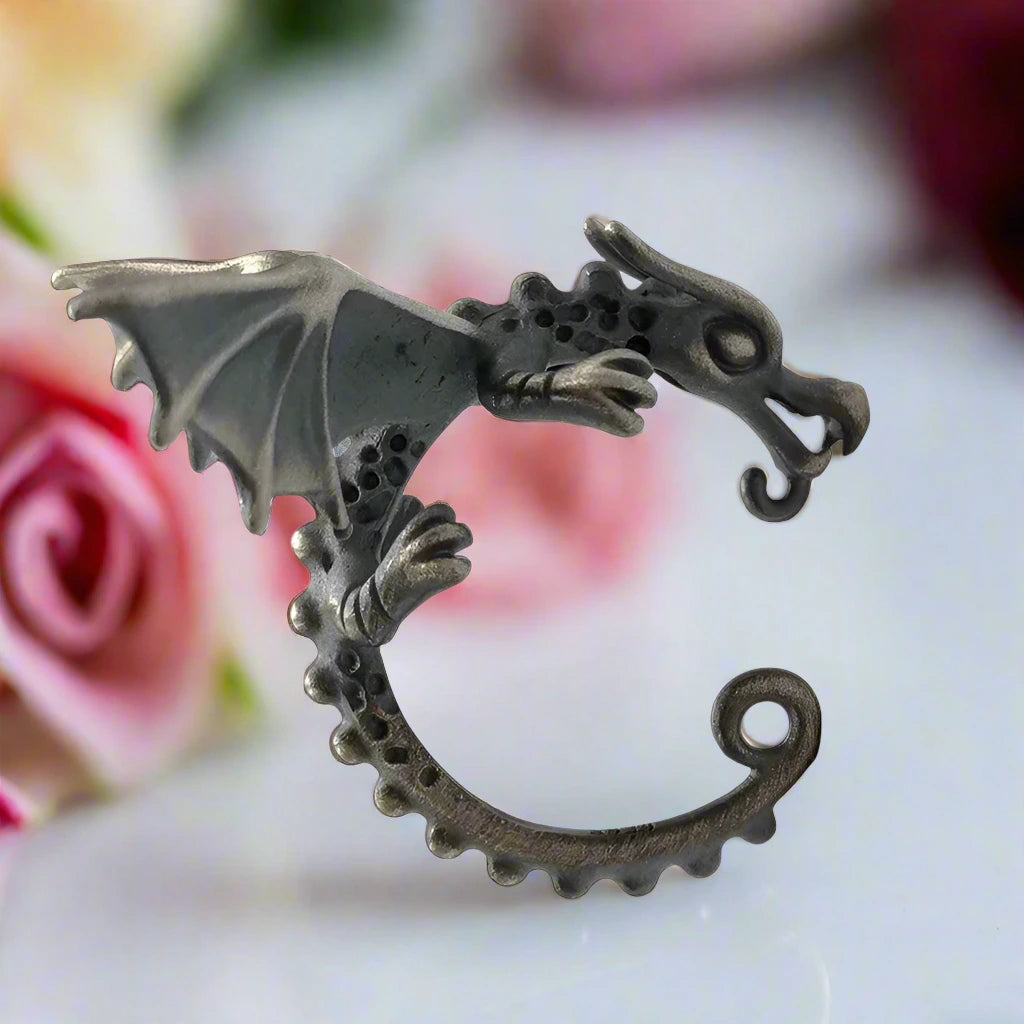 One Piece Retro Dragon Ear Clip-Black Diamonds New York