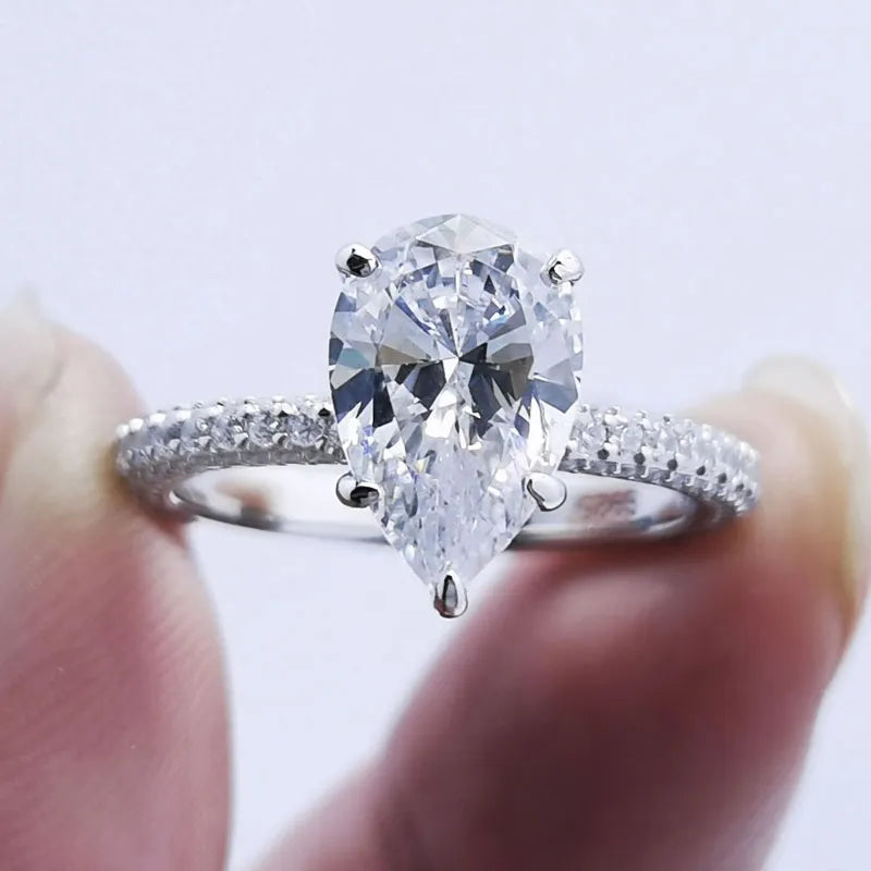 Exquisite 5.0 Ctw Moissanite Engagement Ring-Black Diamonds New York