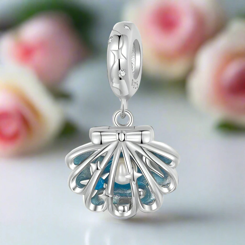 Cute Shell and Pearl Charm-Black Diamonds New York