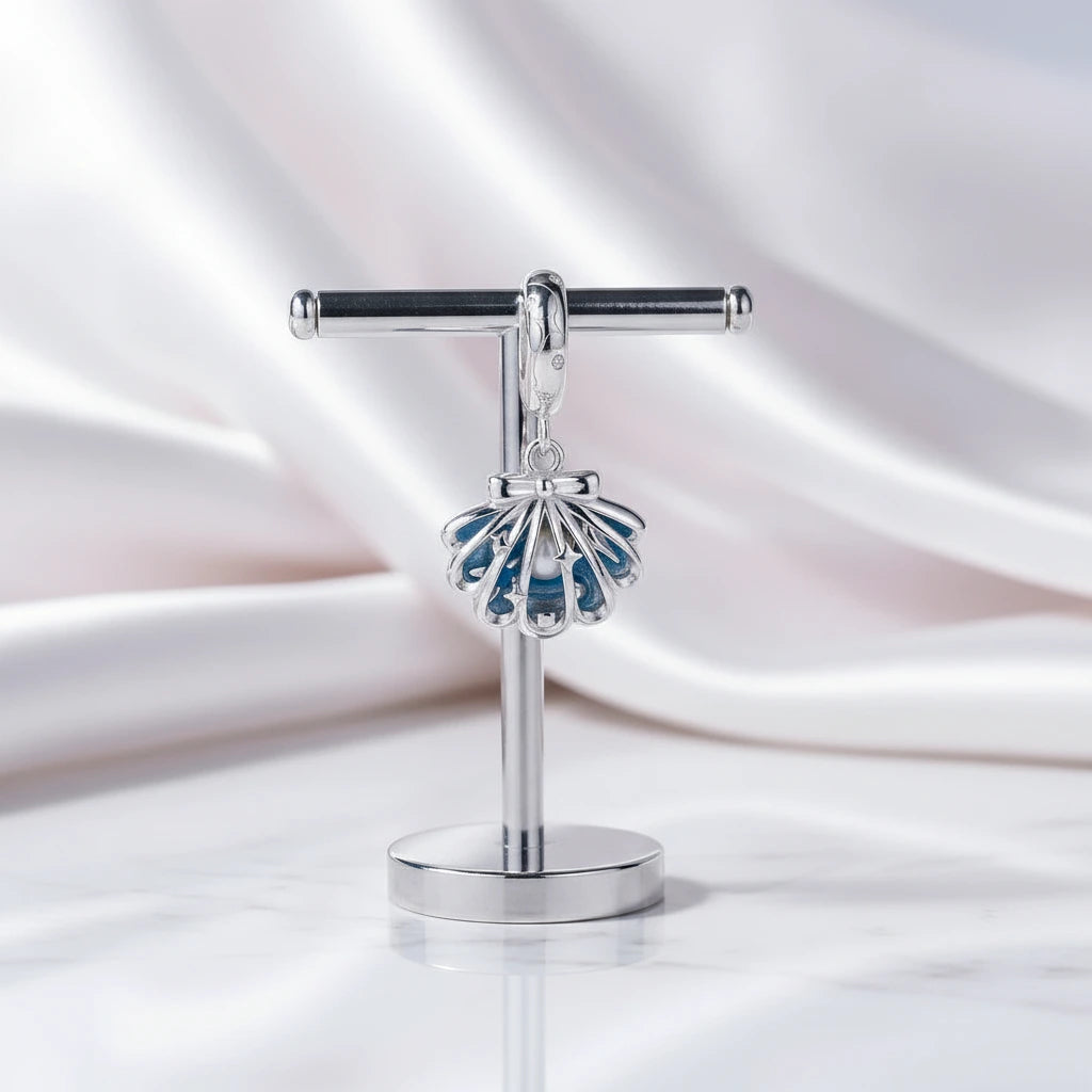 Cute Shell and Pearl Charm-Black Diamonds New York