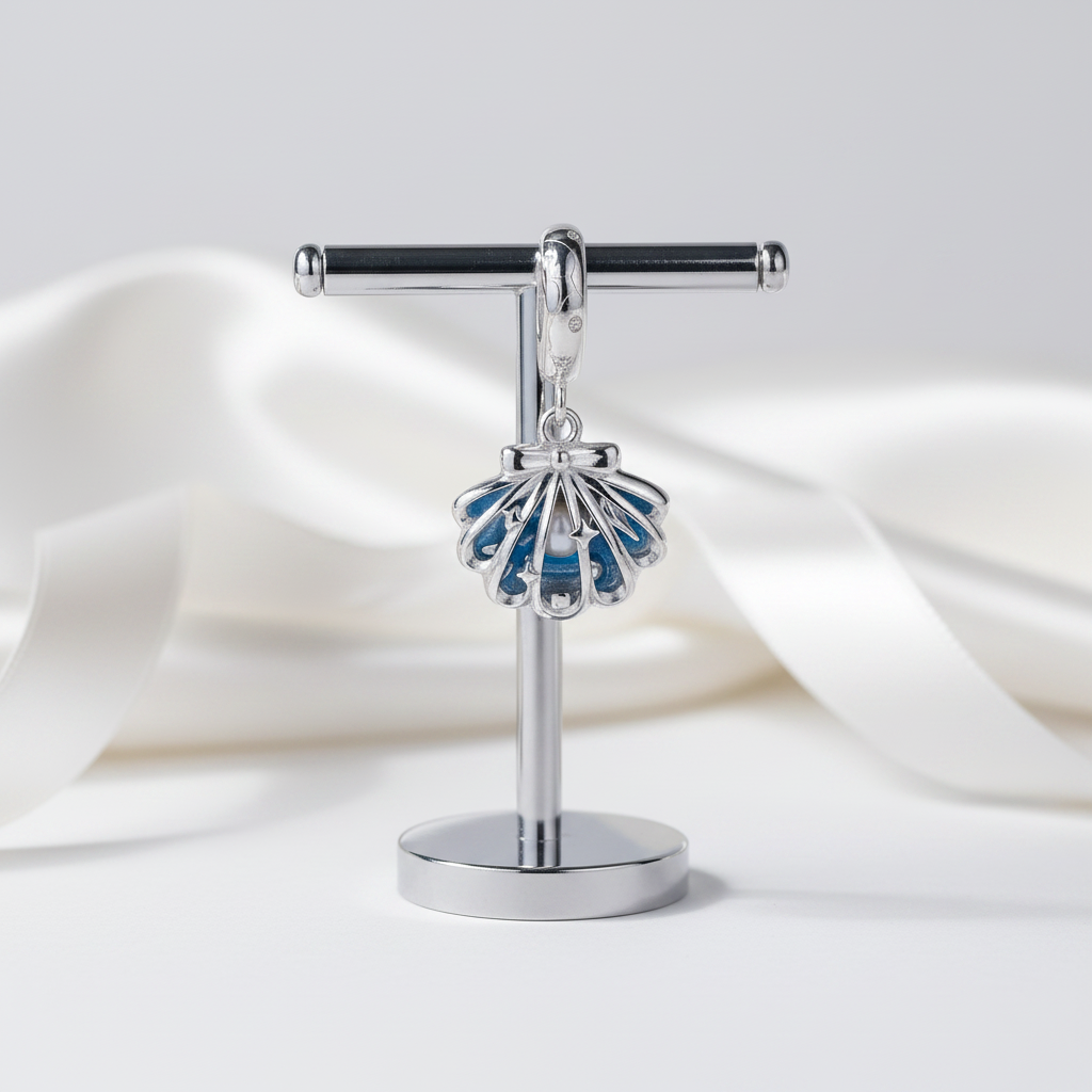 Cute Shell and Pearl Charm-Black Diamonds New York