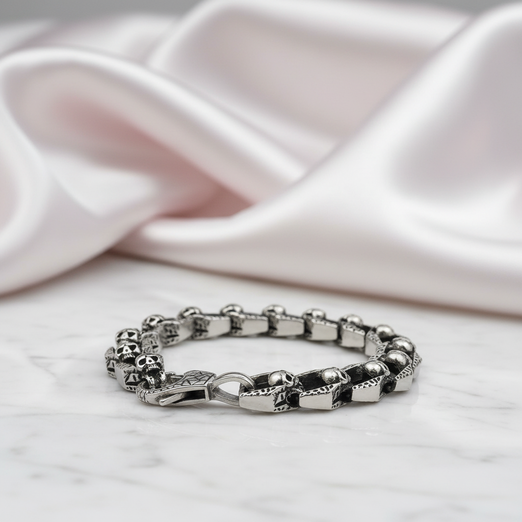 Vintage Dominant Punk Skull Bracelet-Black Diamonds New York
