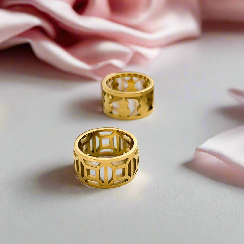 Classic Hollow Women's Wide Band-Black Diamonds New York