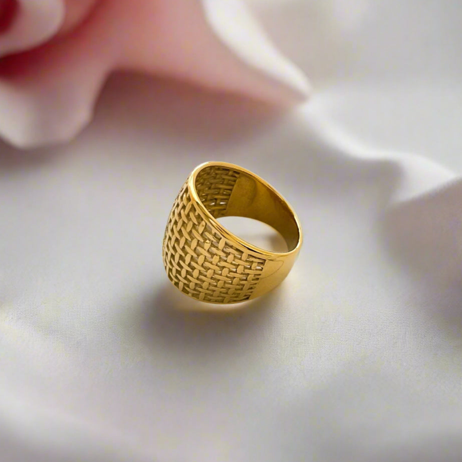 Classic Hollow Women's Wide Band-Black Diamonds New York