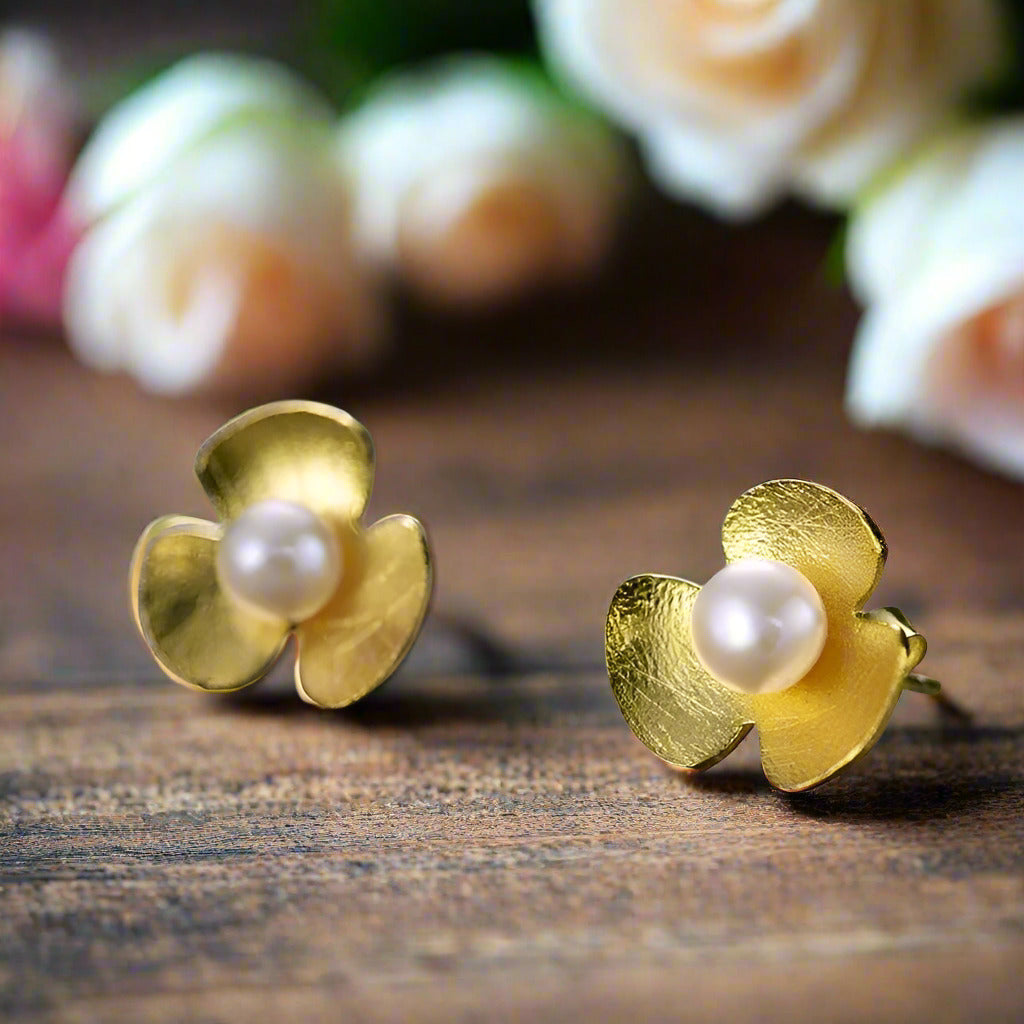 Clover Flower with Pearl Stud Earrings-Black Diamonds New York