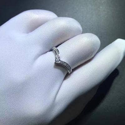 Created Diamond Option Single V-Shape Ring-Black Diamonds New York