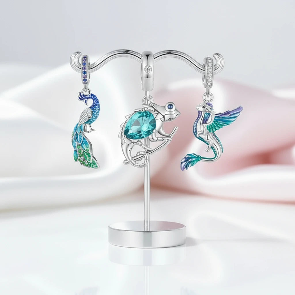 Elegant Chameleon Charm with Green Stone-Black Diamonds New York