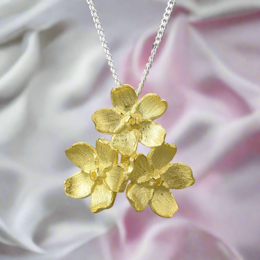 Elegant Forget-Me-Not Flower Necklace-Black Diamonds New York