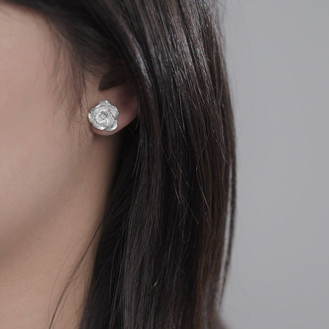 Elegant Vintage Camellia Flower Stud Earrings-Black Diamonds New York