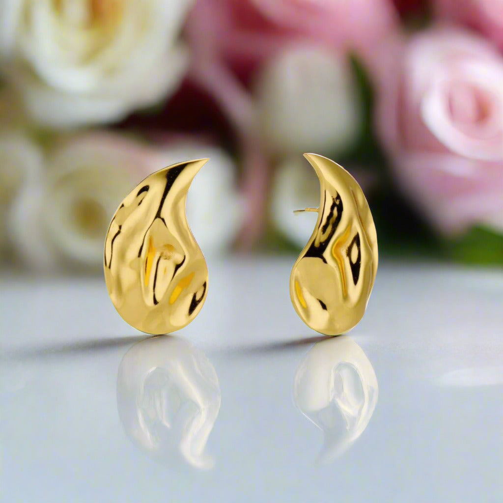 Gorgeous Water Drop Women's Stud Earrings-Black Diamonds New York