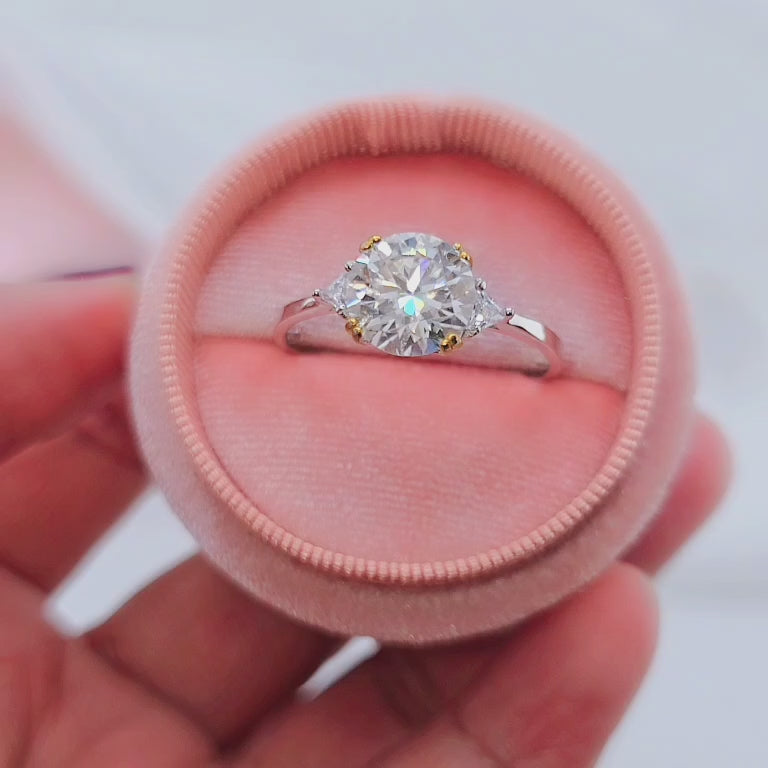 3.0 Ct Round Cut Crackling Diamond Option Engagement Ring