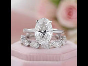 Stunning Oval & Pear Cut Simulated Diamond Option Bridal Ring Set