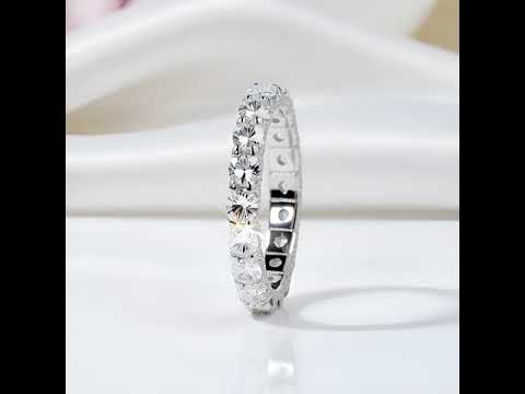 2.5 Ctw Round Diamond Option Wedding Band
