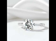 2ct Round Cut Diamond Ring