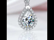 0.5/1ct Diamond Option Water Drop Pendant Necklace