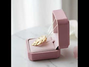 Monstera Leaf Design Necklace