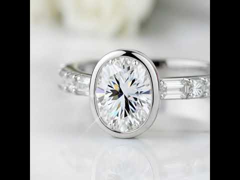 Oval-cut 2.0 Ct Sparkling Diamond Option Engagement Ring