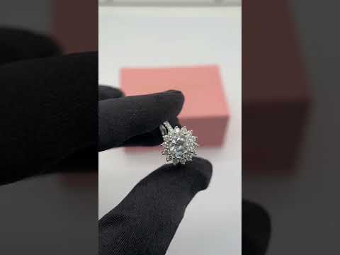 1.0Ct 6.5mm VVS1 Diamond Option Sun Flower Engagement Ring