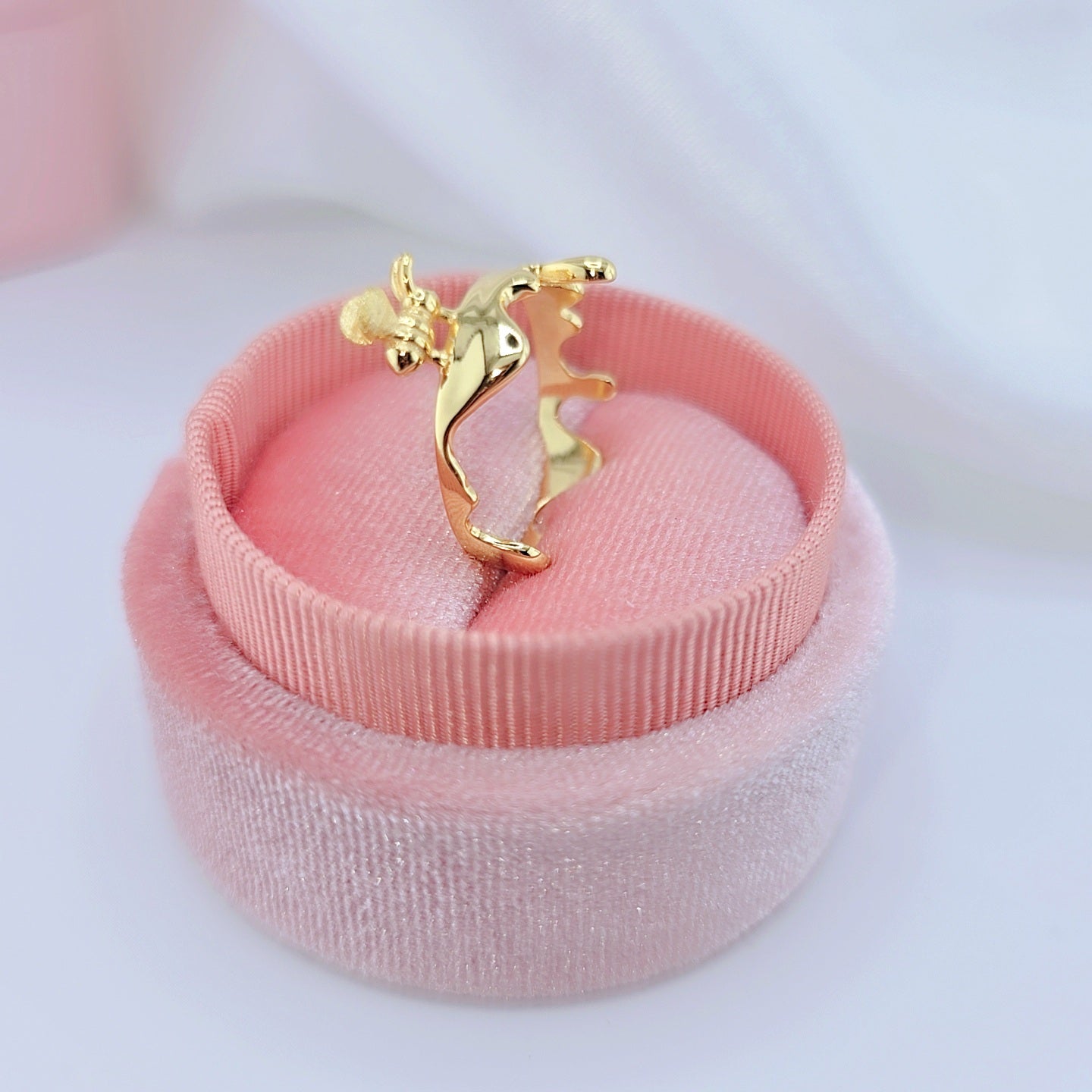 Bee & Dripping Honey Ring-Black Diamonds New York