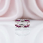 Round Diamond Twist Design Ring Enhancer