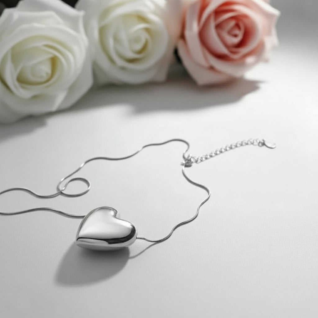 Romantic Heart Shaped Short Necklace-Black Diamonds New York