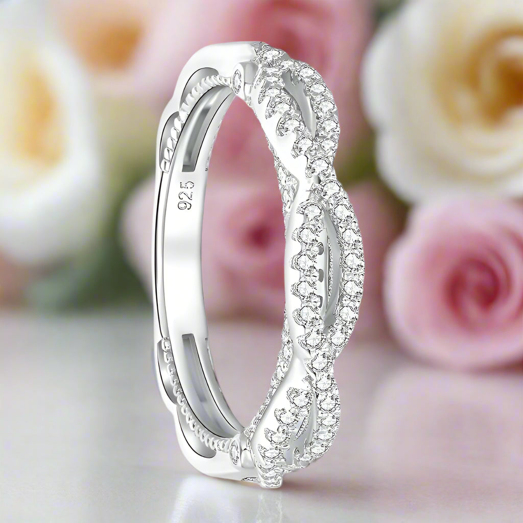 Round Cut Diamond Twisted Wedding Band-Black Diamonds New York