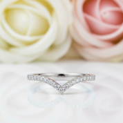 Round Diamond V Ring Band-Black Diamonds New York