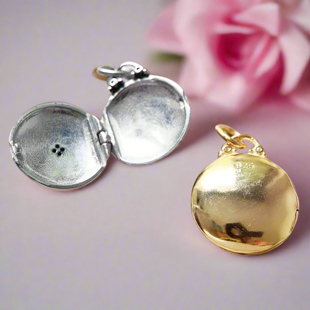 Round Punk Medallion with Star Locket Necklace-Black Diamonds New York