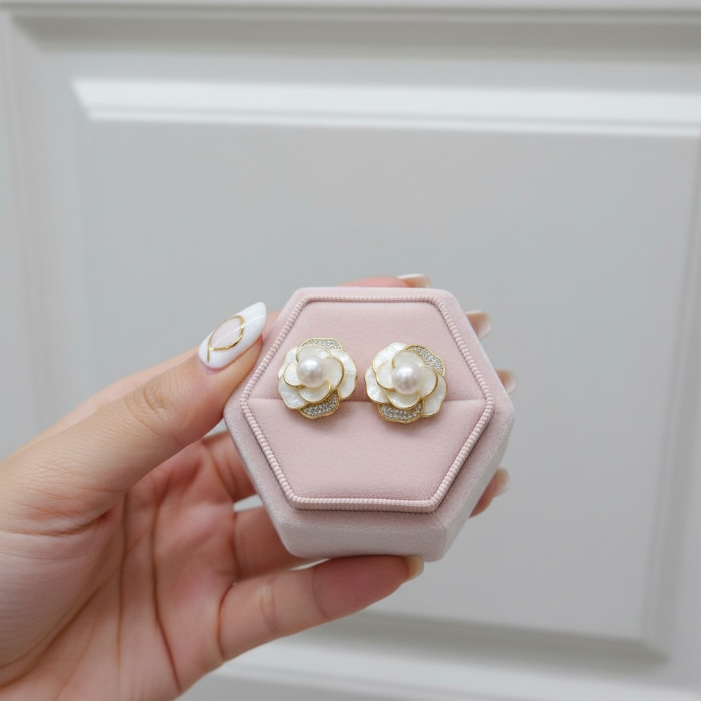 Shell Flower Natural Freshwater Pearl Jewelry Set-Black Diamonds New York