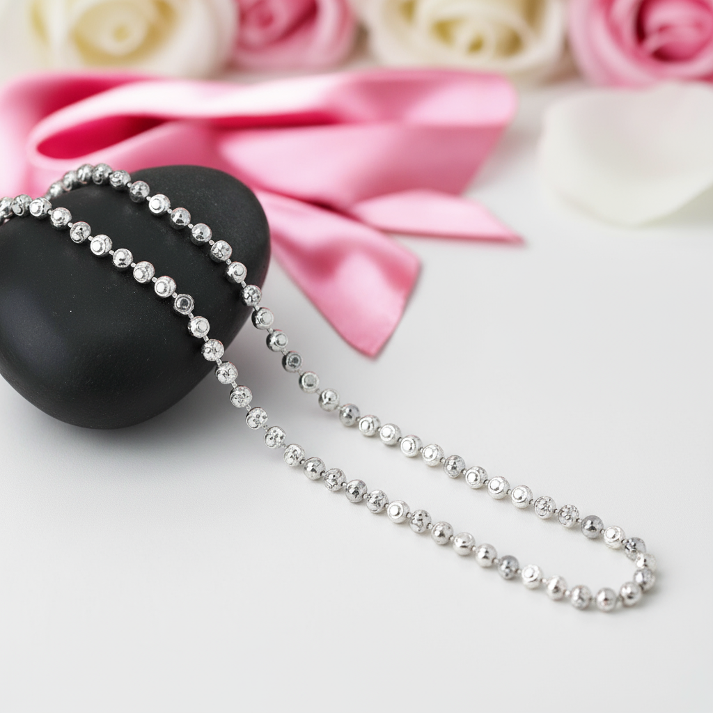 Trendy Women's Chain Necklace-Black Diamonds New York