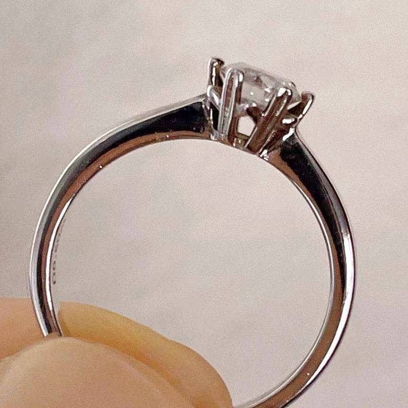 0.5ct Round Cut Diamond Engagement Ring-Black Diamonds New York