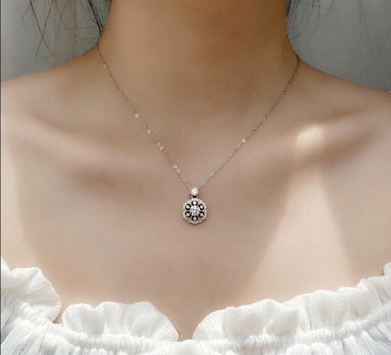 0.5ct Round Cut Moissanite Flower Pendant Necklace-Black Diamonds New York