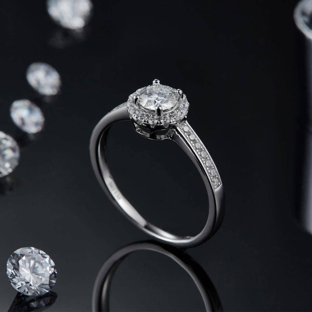 0.5Ct VVS1 Moissanite Diamond Halo Engagment Ring - Black Diamonds New York