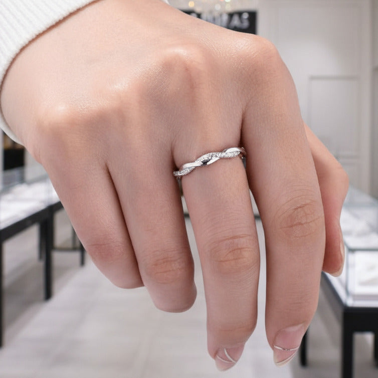 0.8ct Twist Infinity Wedding Band-Black Diamonds New York